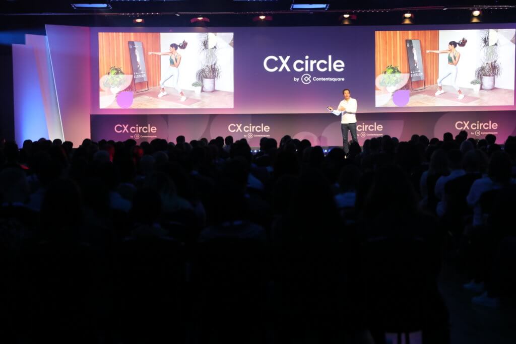 Gary Roth on stage at CX Circle talking about customer experience trends
